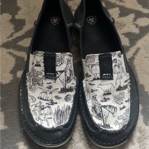 Ariat Black and Cream Patterned Loafers